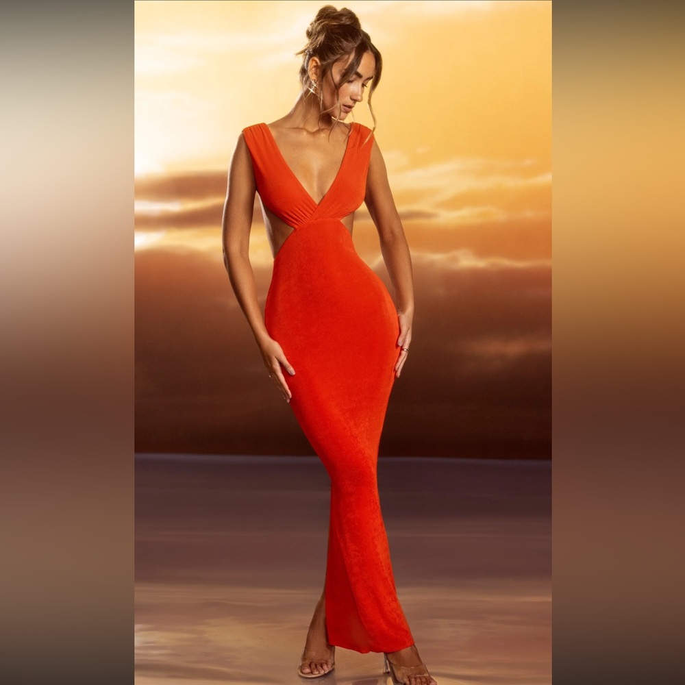 Oh Polly Plunge Maxi Dress